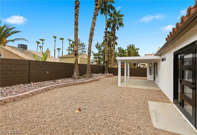 Building Photo - 4818 Carefree Dr