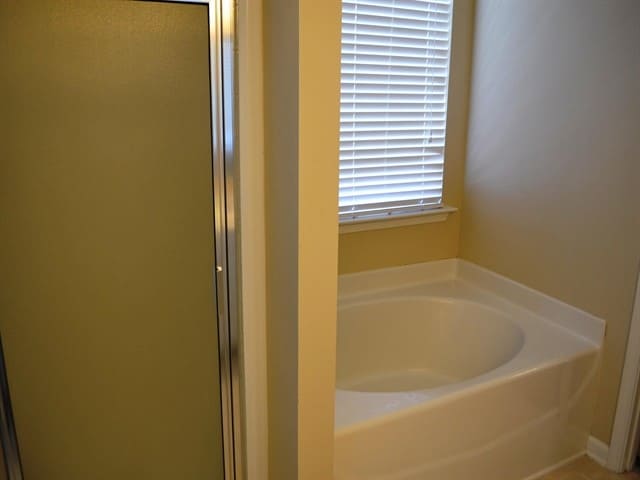 Building Photo - 174 Bonnie Woods Dr