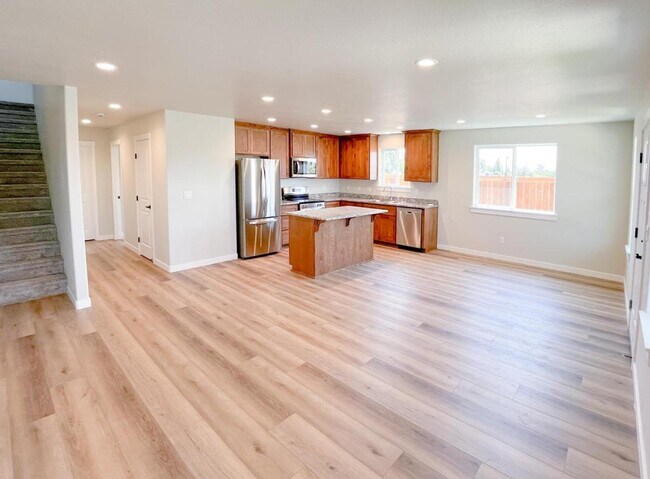 Building Photo - 4750 Gebhard Rd