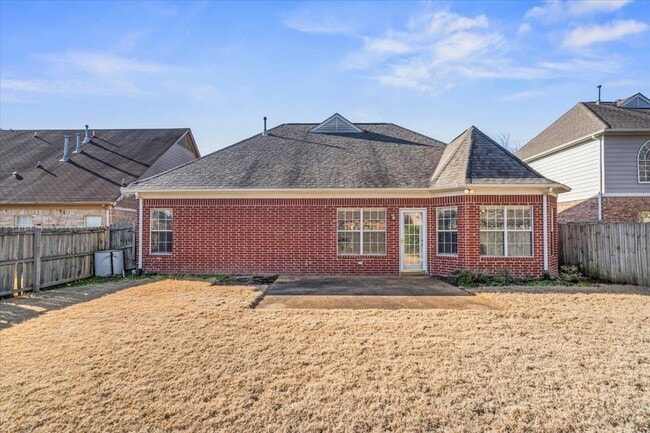 Building Photo - 9294 S Fairmont Cir