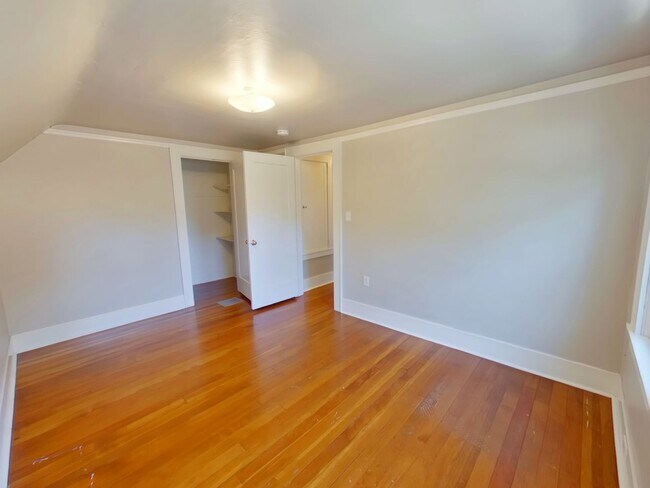 Building Photo - 210-214 NW 11th St.