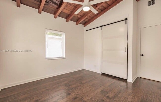 Building Photo - 3219 Windsor Ave