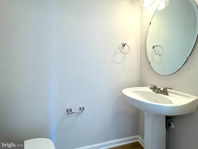 Building Photo - 6410 Katherine Ann Ln