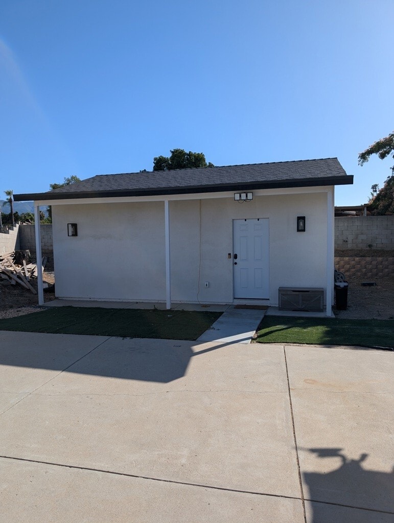 Building Photo - 1662 Kellogg Ave