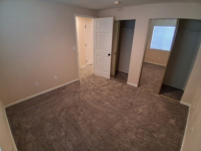 Building Photo - 1468 N 125 W