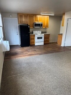 Building Photo - 1015 Grand Ave