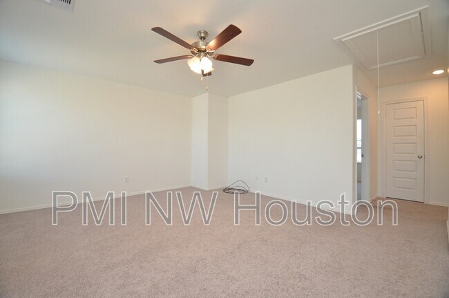 Building Photo - 5602 Tabula Rasa Dr