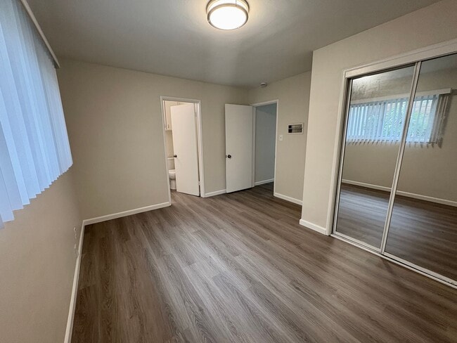 Building Photo - 1001 Madera Ave