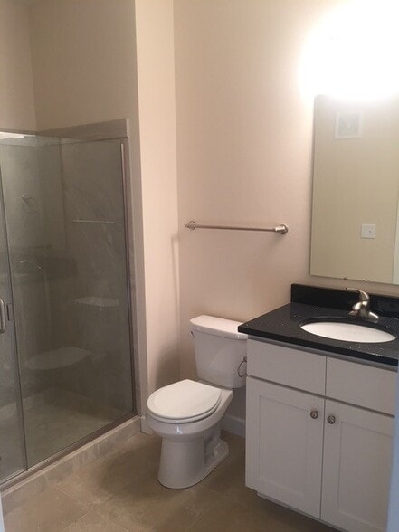 Bathroom - 2500 Muscatine Ave