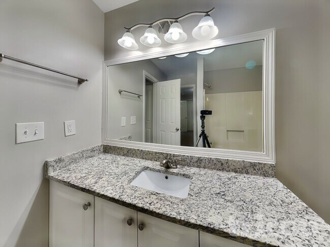 Building Photo - 3560 Erdly Ln