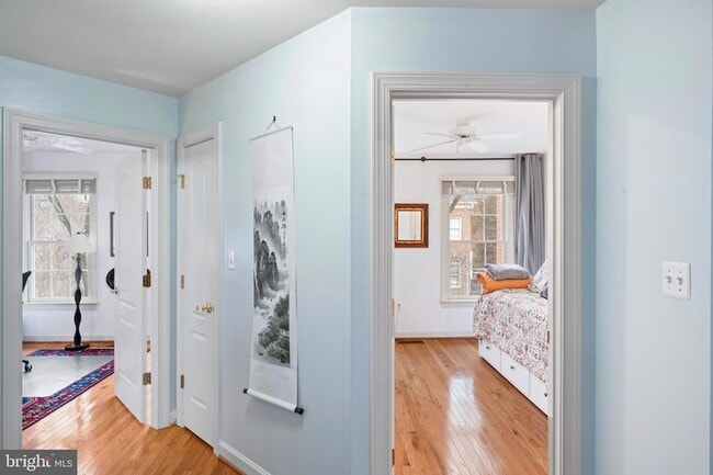 Building Photo - 150 Rees Pl