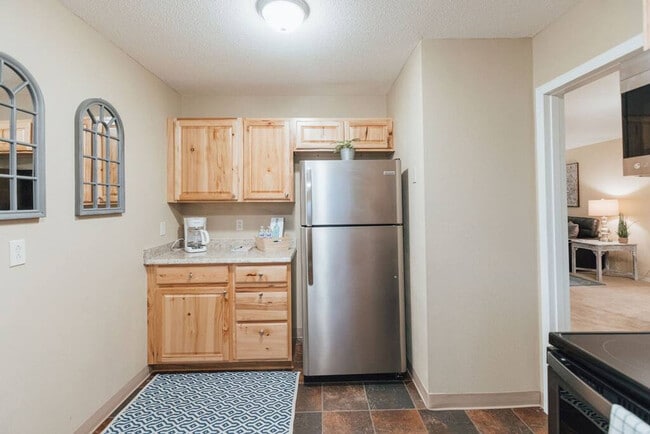 Building Photo - 722 Liberty Bell Blvd