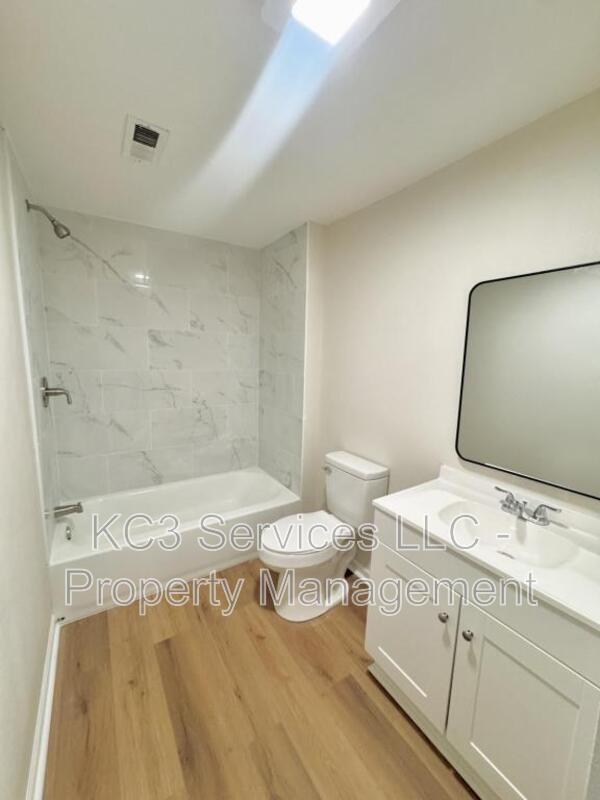 Building Photo - 129 Brooklyn Ave