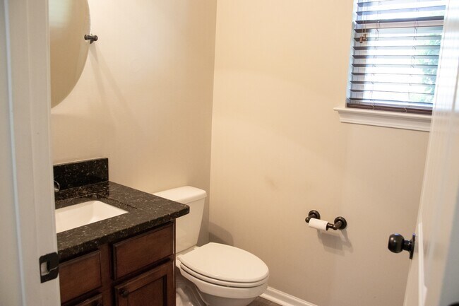 Building Photo - 1266 Coachman Way