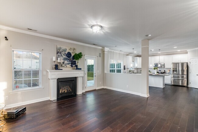 Building Photo - 2902 Framer Ln