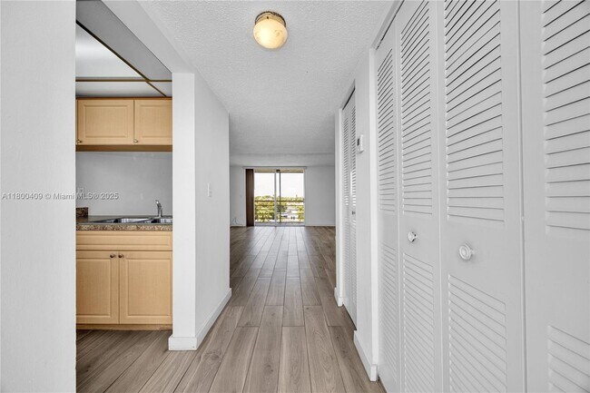 Building Photo - 14180 SW 84th St