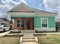 Building Photo - 1512 W Twelfth St