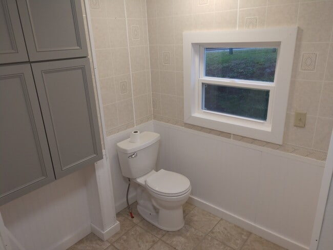 Building Photo - 203 Old Pittsburgh Rd