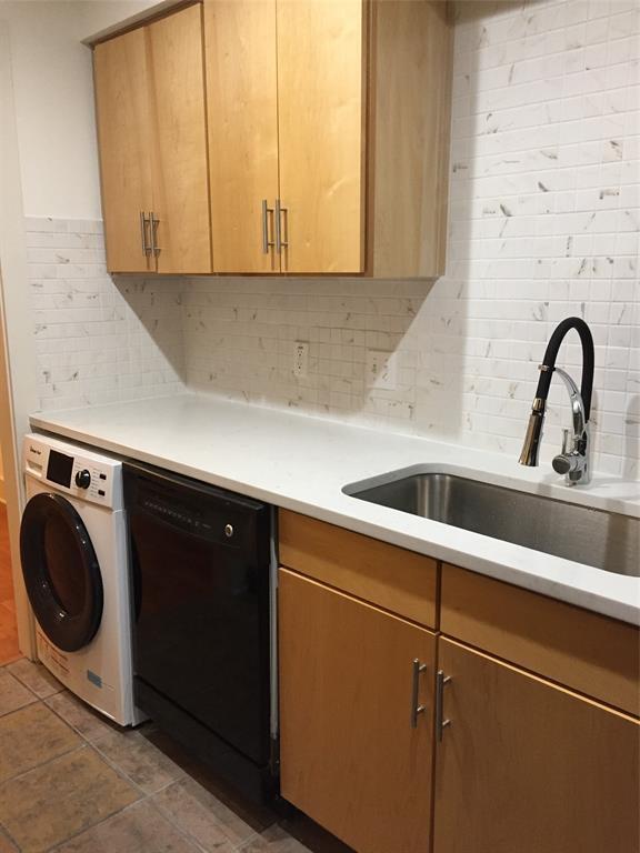 Building Photo - 3815 Guadalupe St