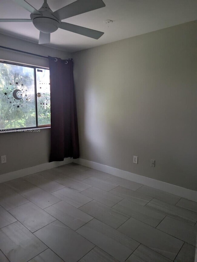 Building Photo - 7162 Sportsman Dr