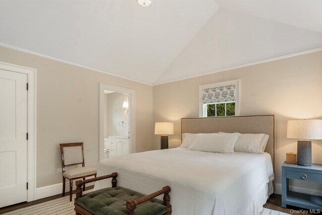 Building Photo - 150 Harvest Ln