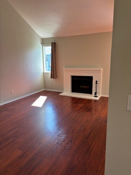 Living Room Fireplace - 445 Almond Dr
