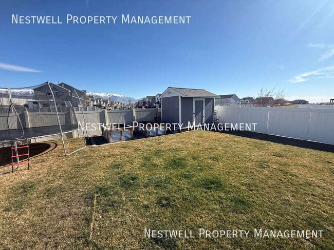 Building Photo - 1508 Waterfront Dr