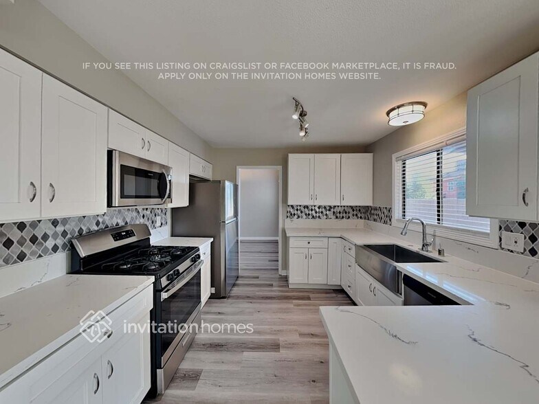 Building Photo - 390 Norlina Ct