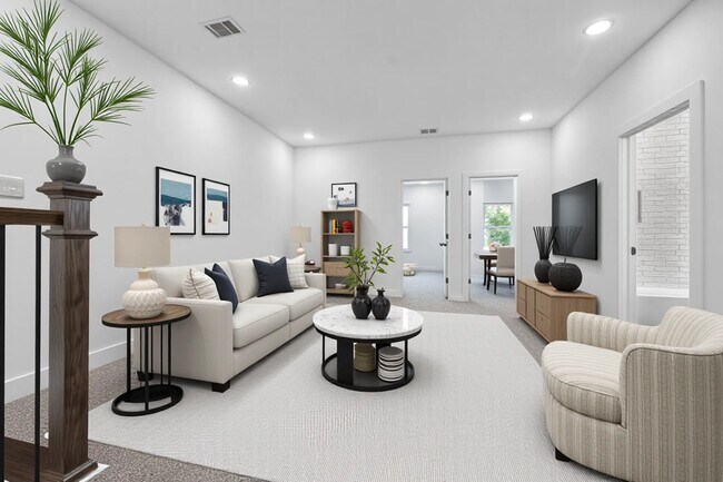 Building Photo - 2015 Brackenridge St