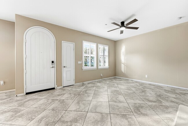 Building Photo - 2174 Desert Hare Ct