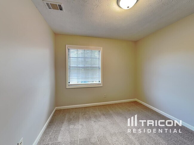 Building Photo - 4069 Valley Brook Rd