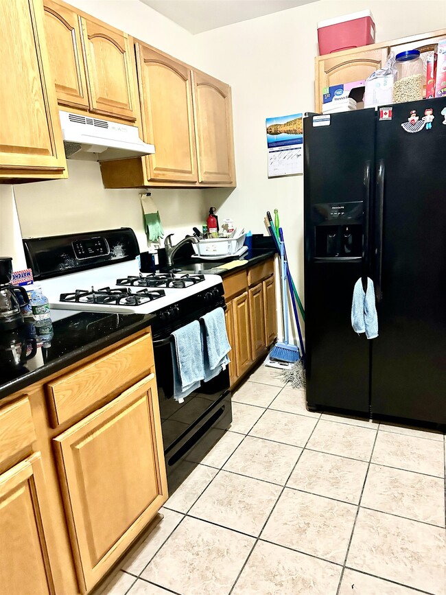 Building Photo - 278 NORTH Ave