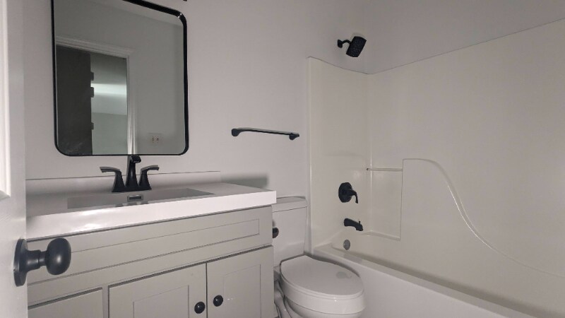 Building Photo - 5232 Baywood Forest Dr