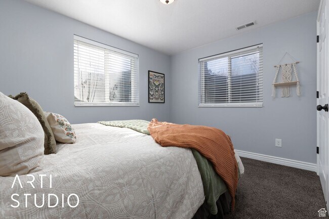 Building Photo - Spacious 5-Bedroom Home in Morgan – $500 O...