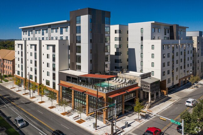 Primary Photo - HillTop