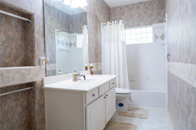 Building Photo - 15315 T C Jester Blvd