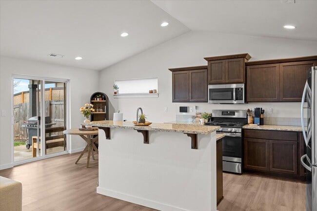 Building Photo - 3613 Carnelian St