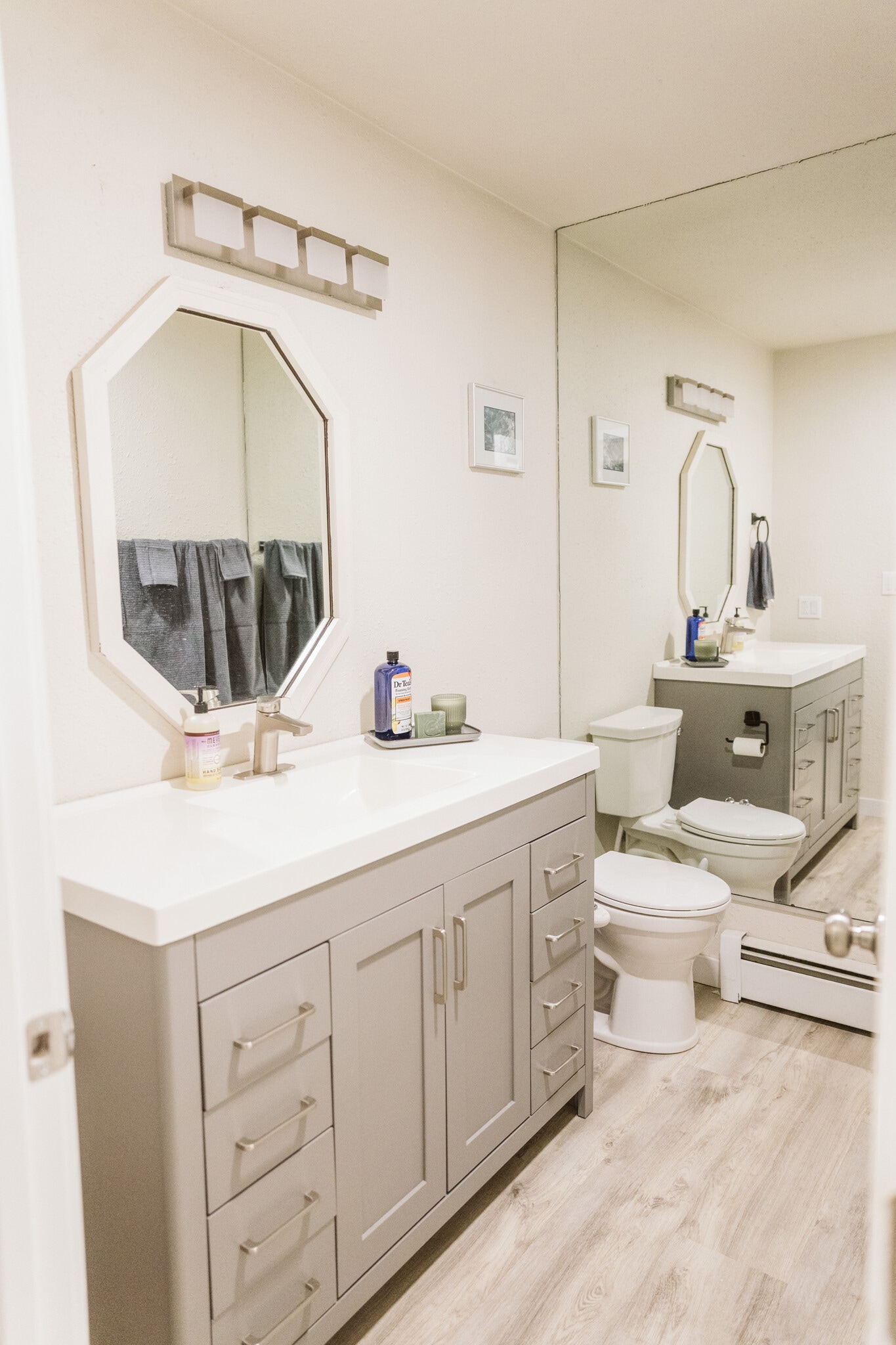 Full bathroom - 37041 Rafie St