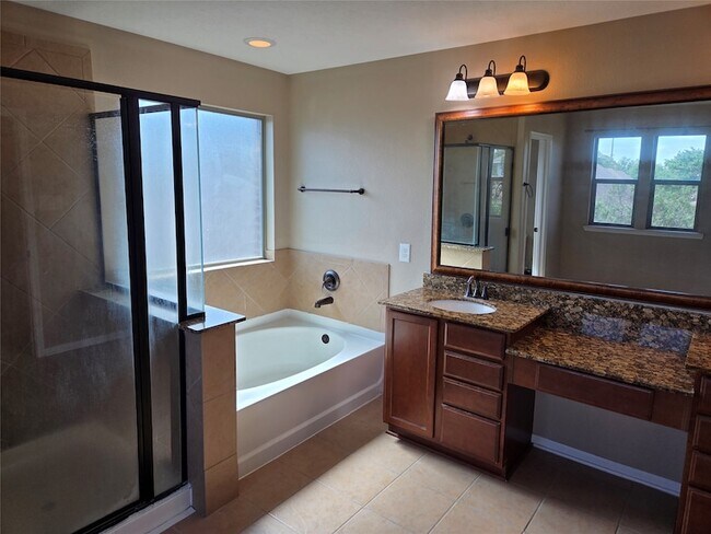 Building Photo - 19510 Dunlay Springs Dr