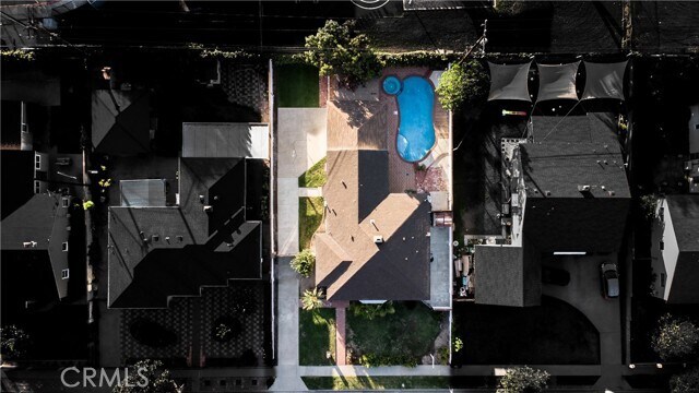 Building Photo - 623 N Nora Ave