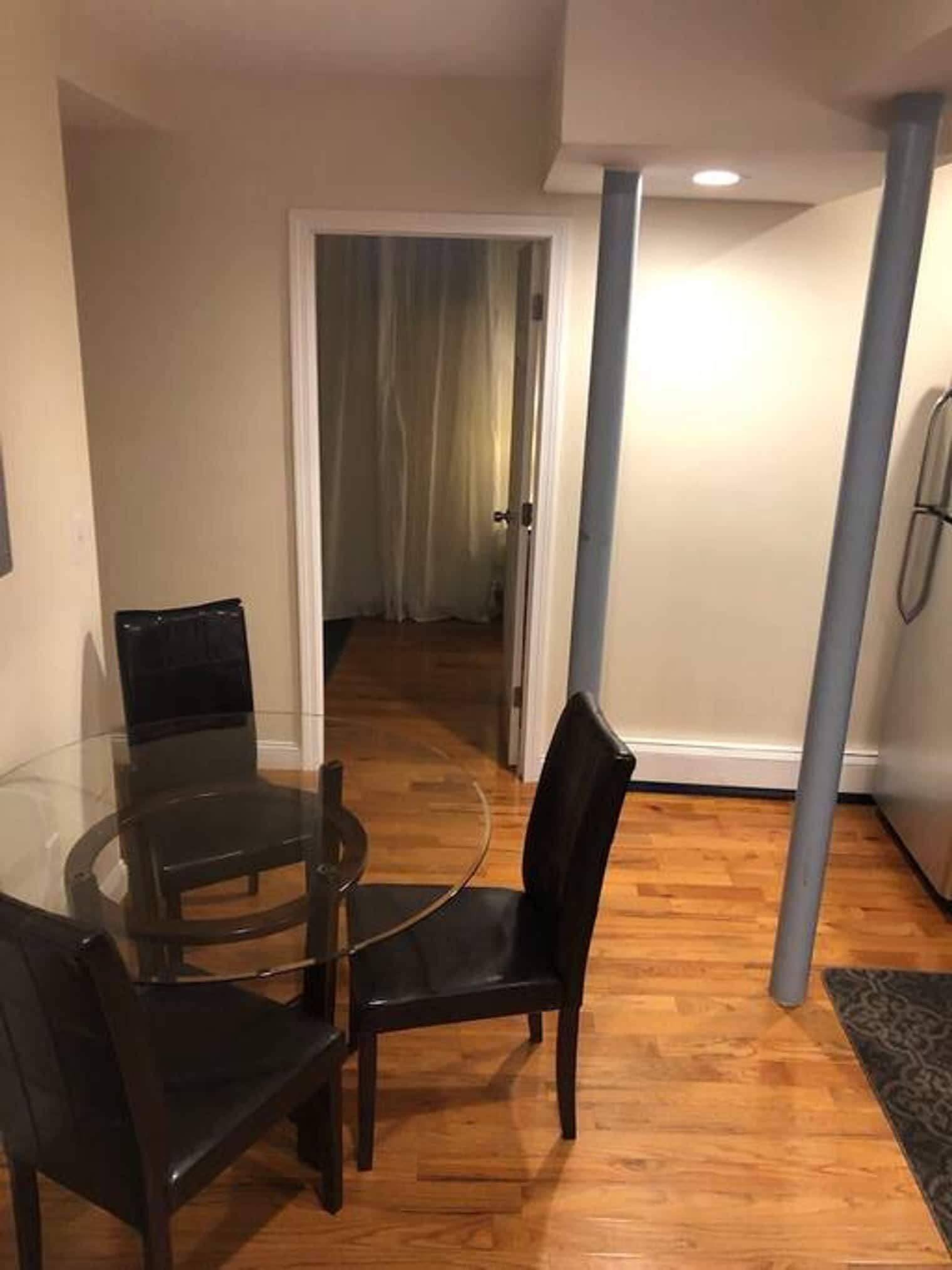 Building Photo - 109 Strathmore Rd