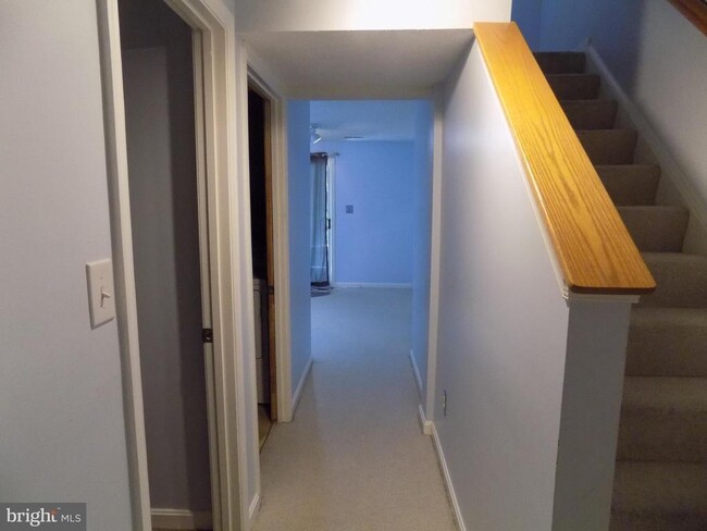 Building Photo - 1302 Roman Ridge Way