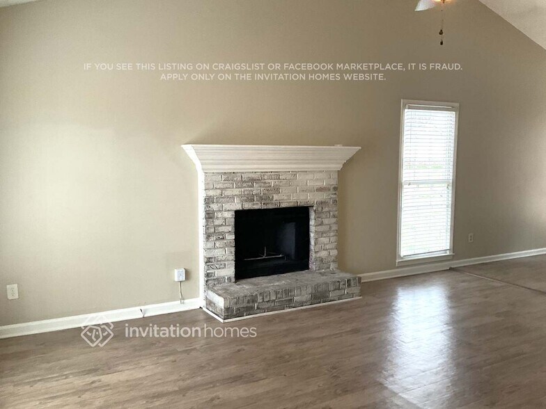 Building Photo - 4861 Willow St