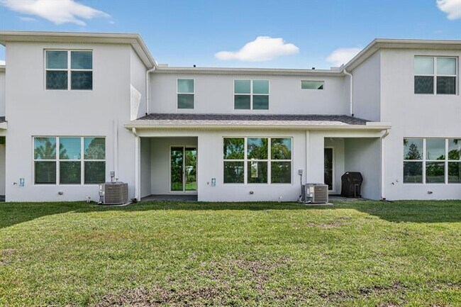 Building Photo - 3585 NW Solange Ct