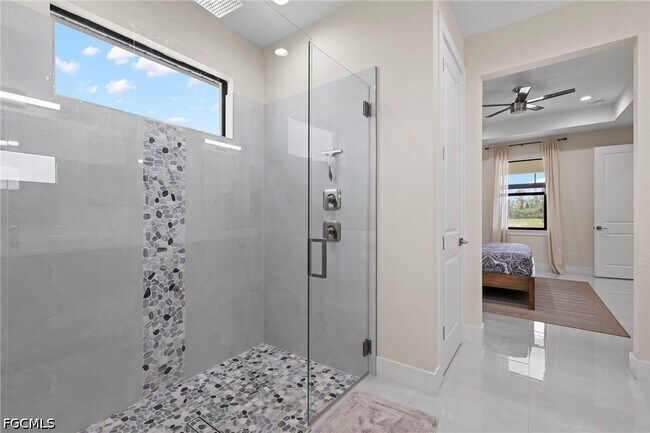 Building Photo - 1137 SW 18th Ct
