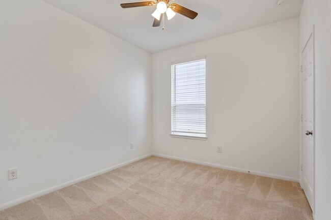 Building Photo - 17714 Winnower Ln