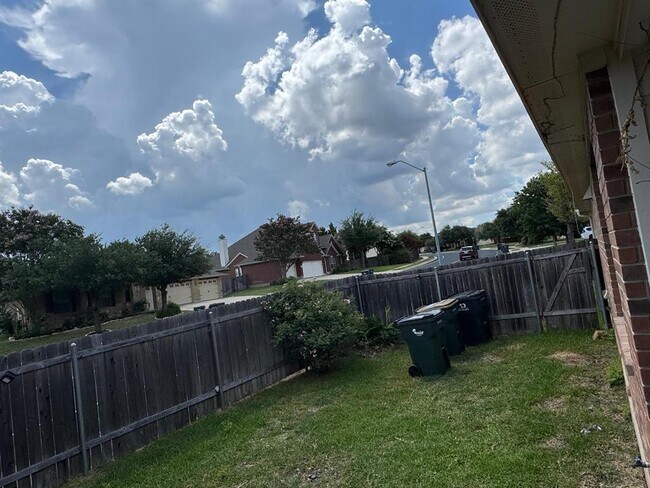 Building Photo - 4200 Adagio Pl