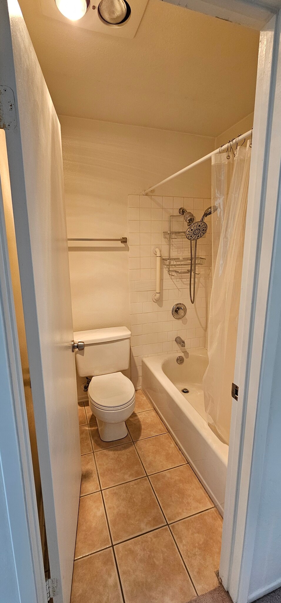 Bathroom - 13020 Wimberly Sq