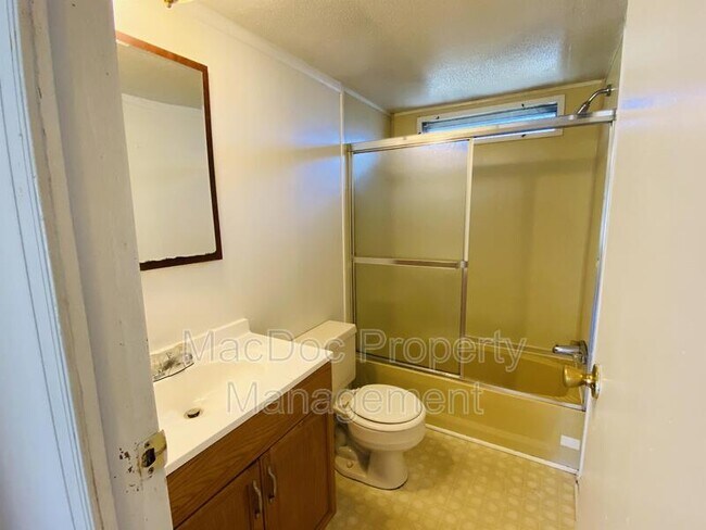 Building Photo - 3611 Shirleys Hill Rd