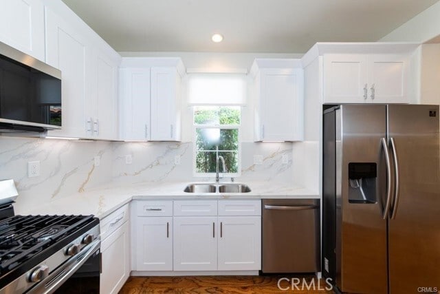 Building Photo - 72 Chantilly